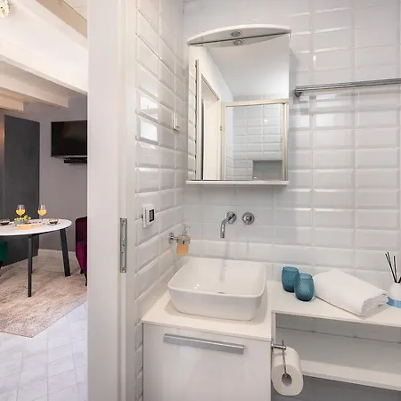 Kampanel 10 Hvar Town