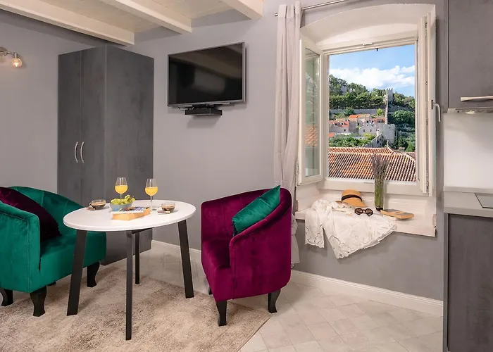 Kampanel 10 Apartman *